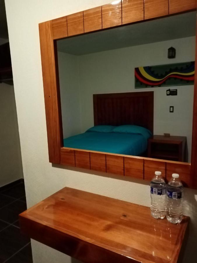 Hotel Tlatoani 奇格纳瓦潘 外观 照片