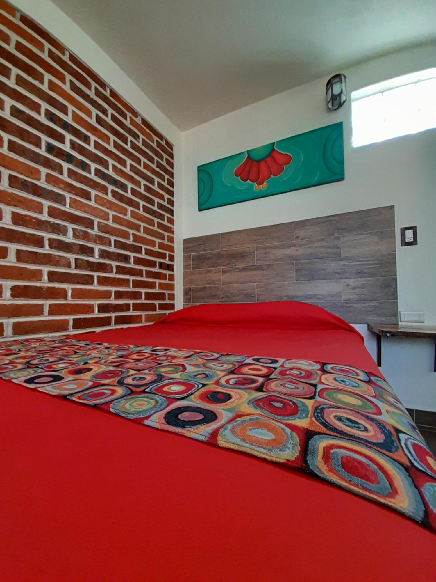 Hotel Tlatoani 奇格纳瓦潘 外观 照片